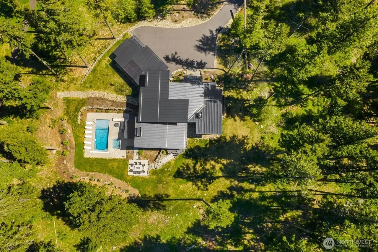 Project gallery: Aerial view of the residence